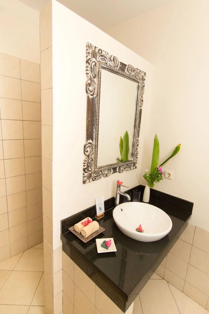 Kubu Indah Dive & Spa Resort