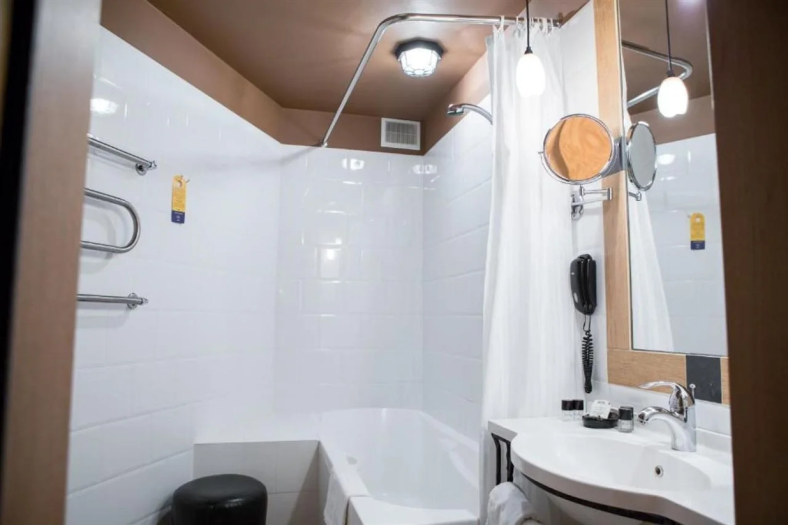 Отель Best Western Santakos