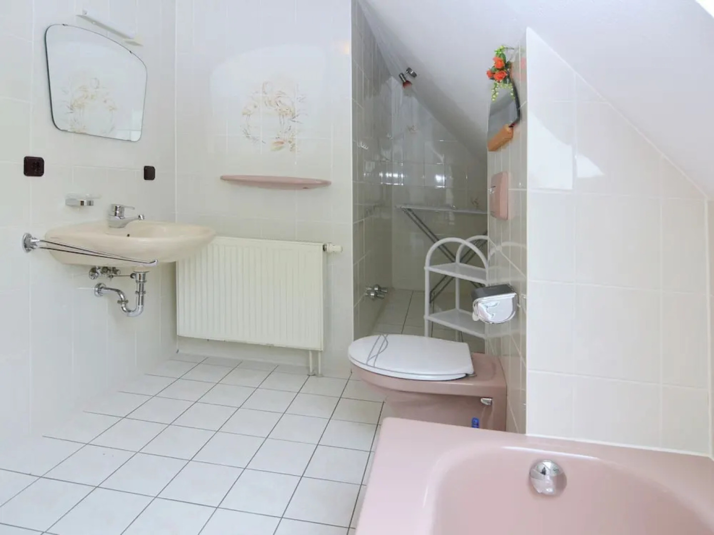 Vibrant Cottage near Ski Area in Steina