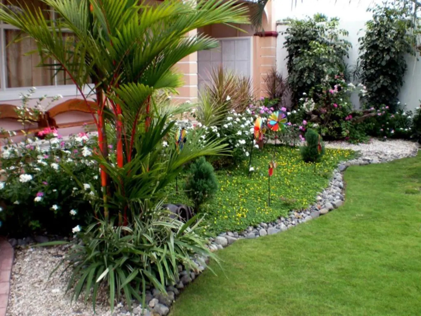 Nautilus Islands View Lodge