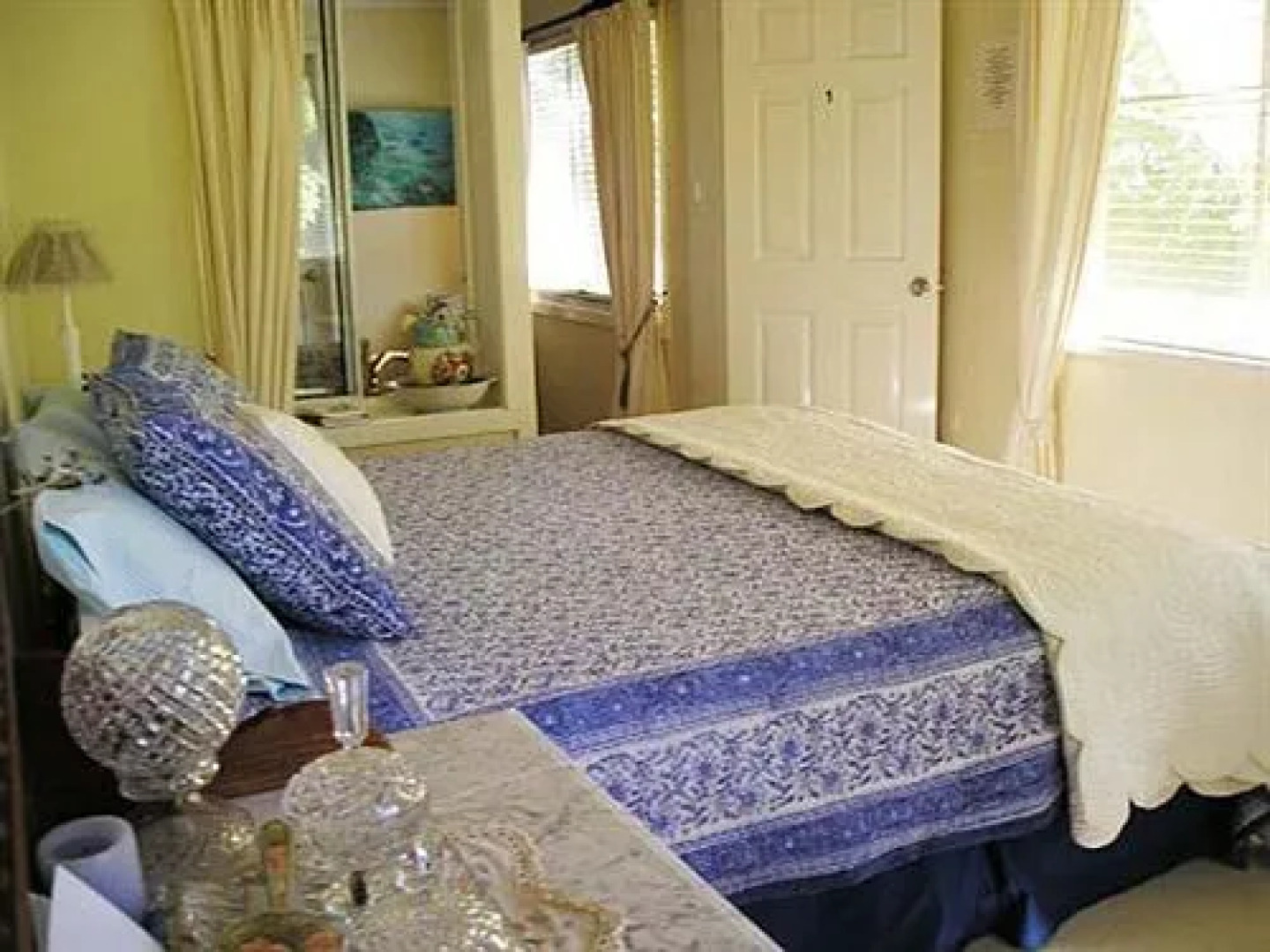 Colleen & Old Sil's Farmhouse