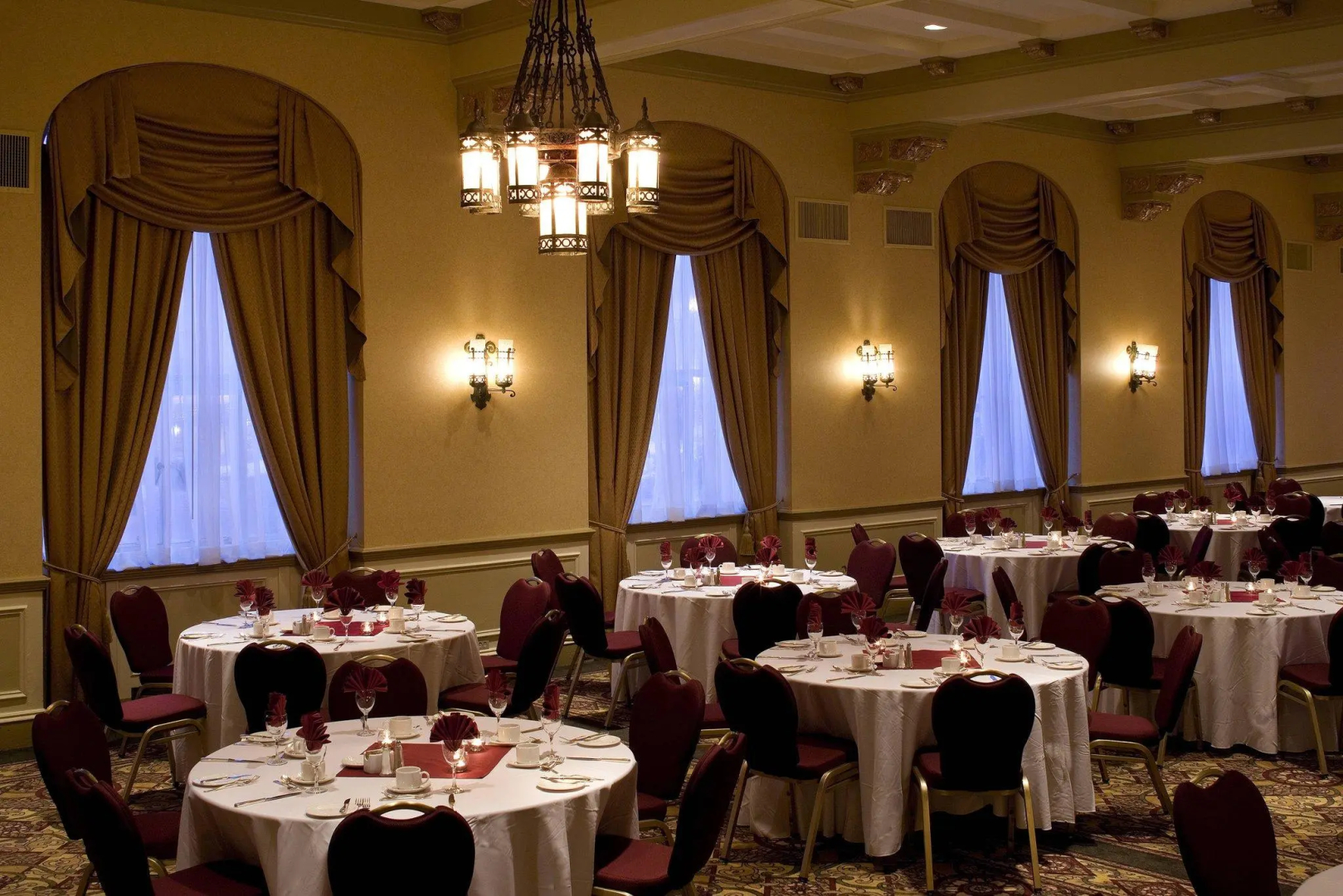 Delta Hotels by Marriott Bessborough