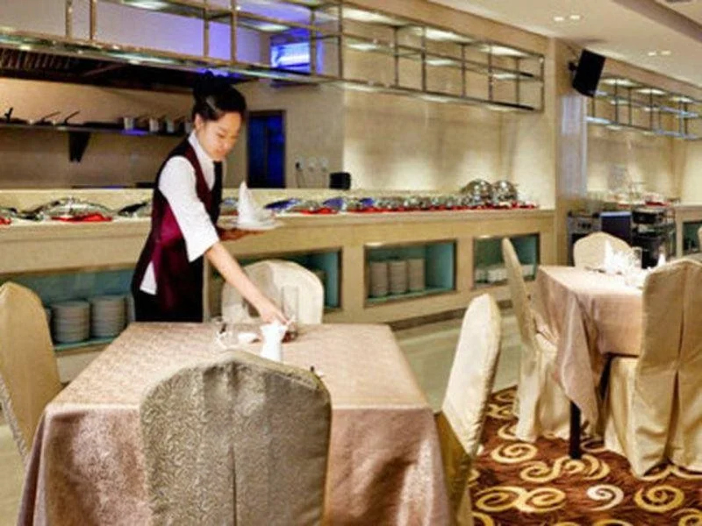 Taiyuan Tongluowan Square Heyi Hotel