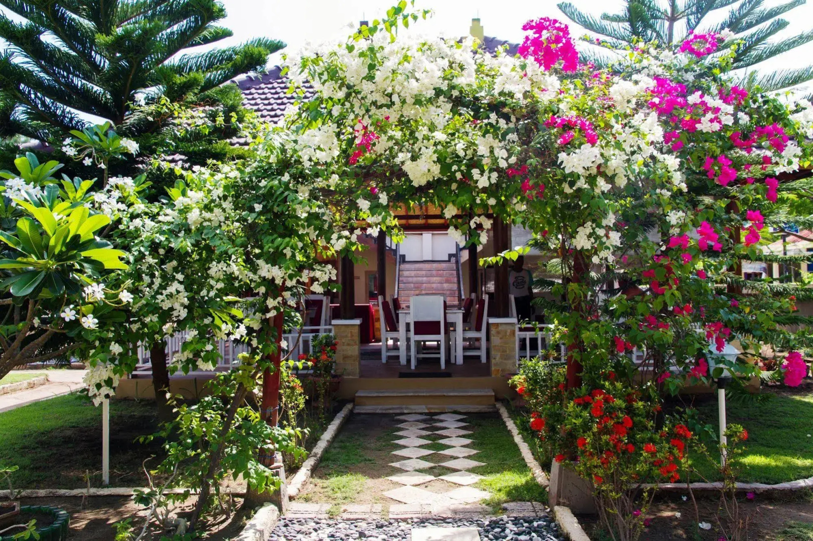 Tropical Hideaways Resort