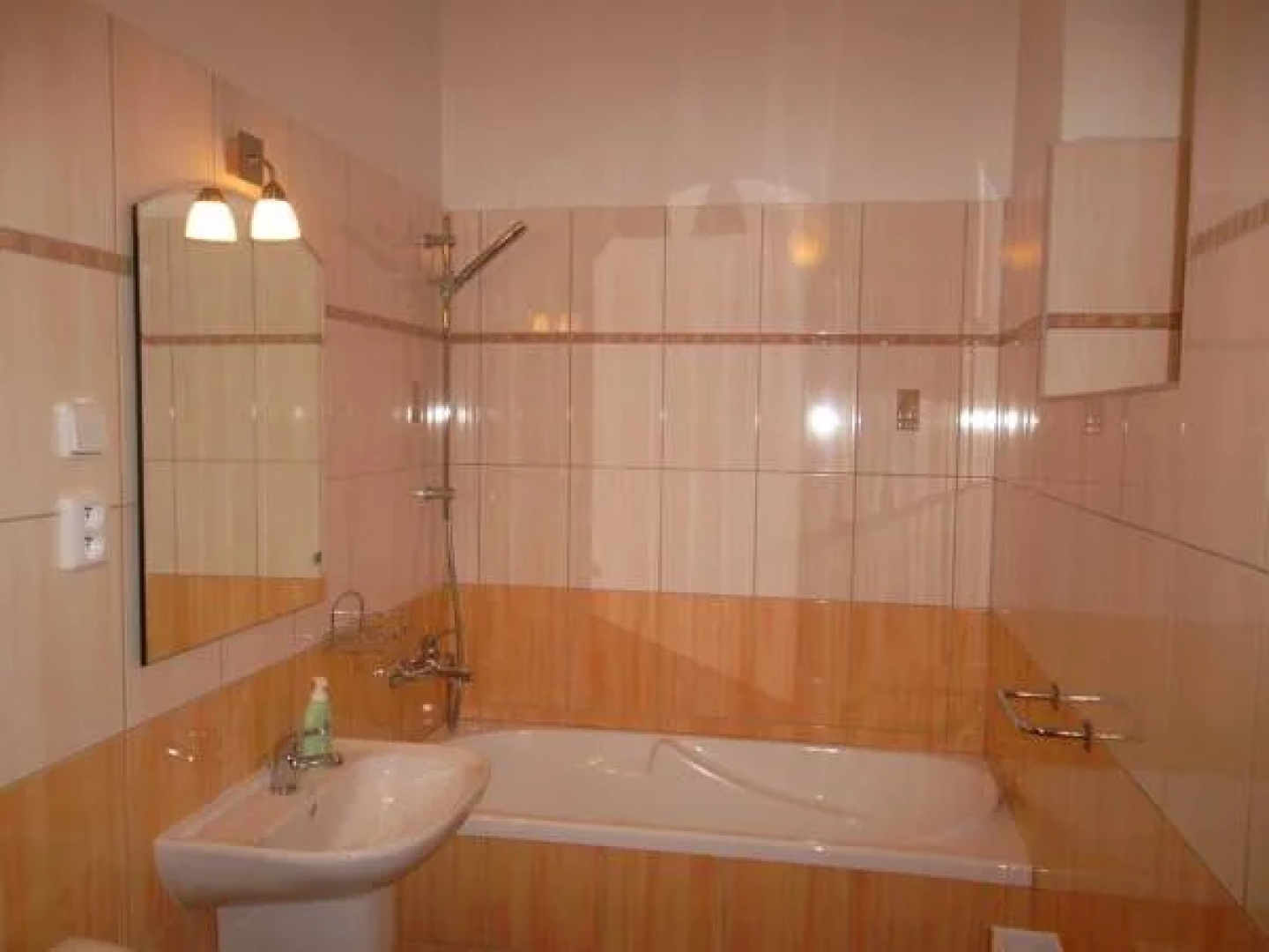 Hotel Bila Ruze