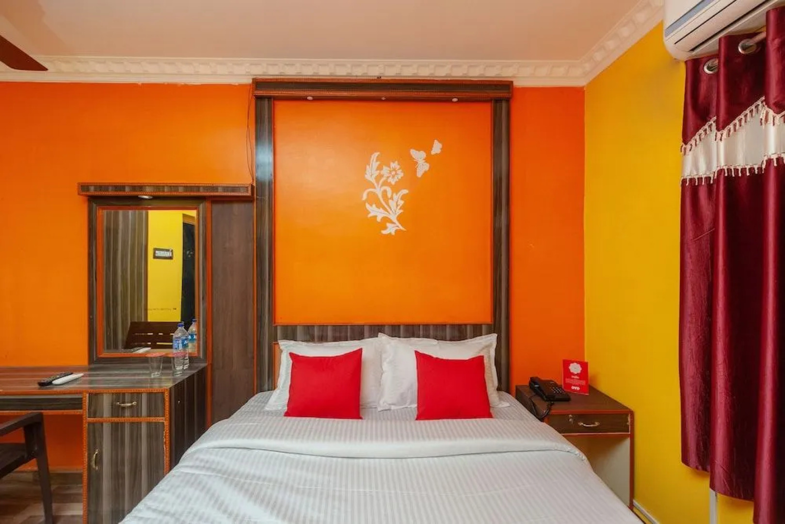 OYO 24280 Kvs Residency