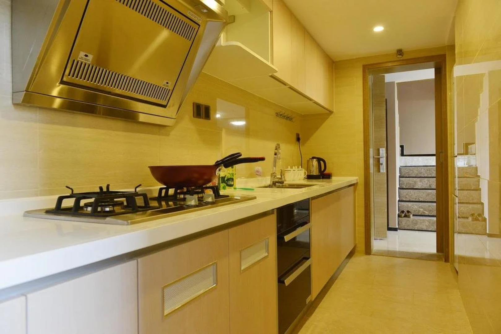 Апарт-отель Guangzhou Sunny Rain ApartHotel