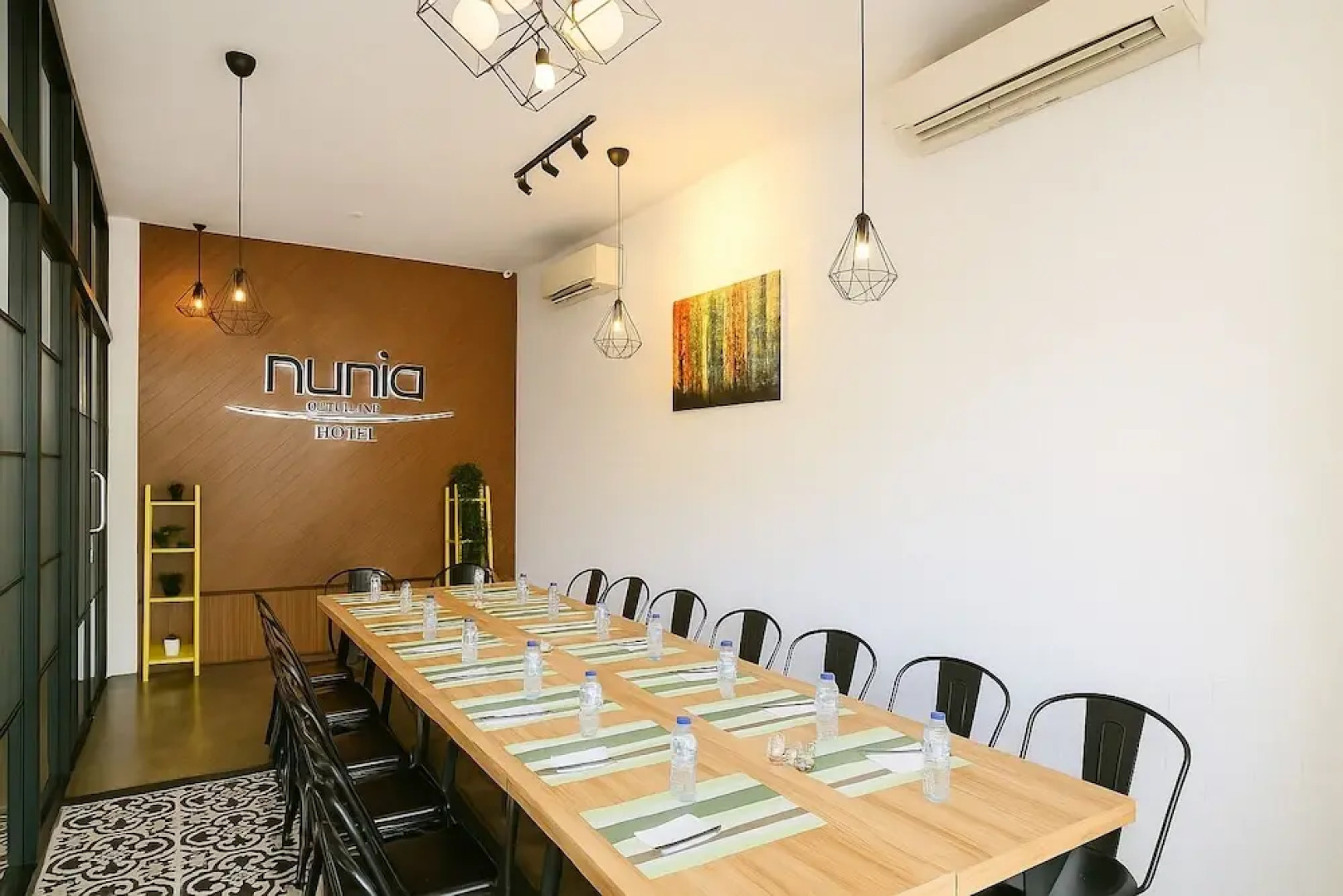 Nunia Tamansari Hotel