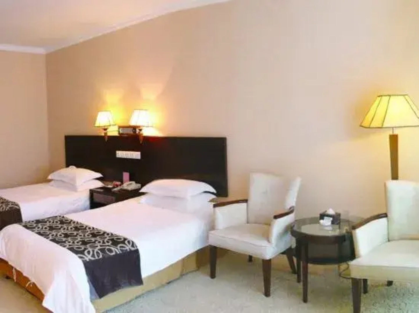 Tiantangzhai Holiday Hotel