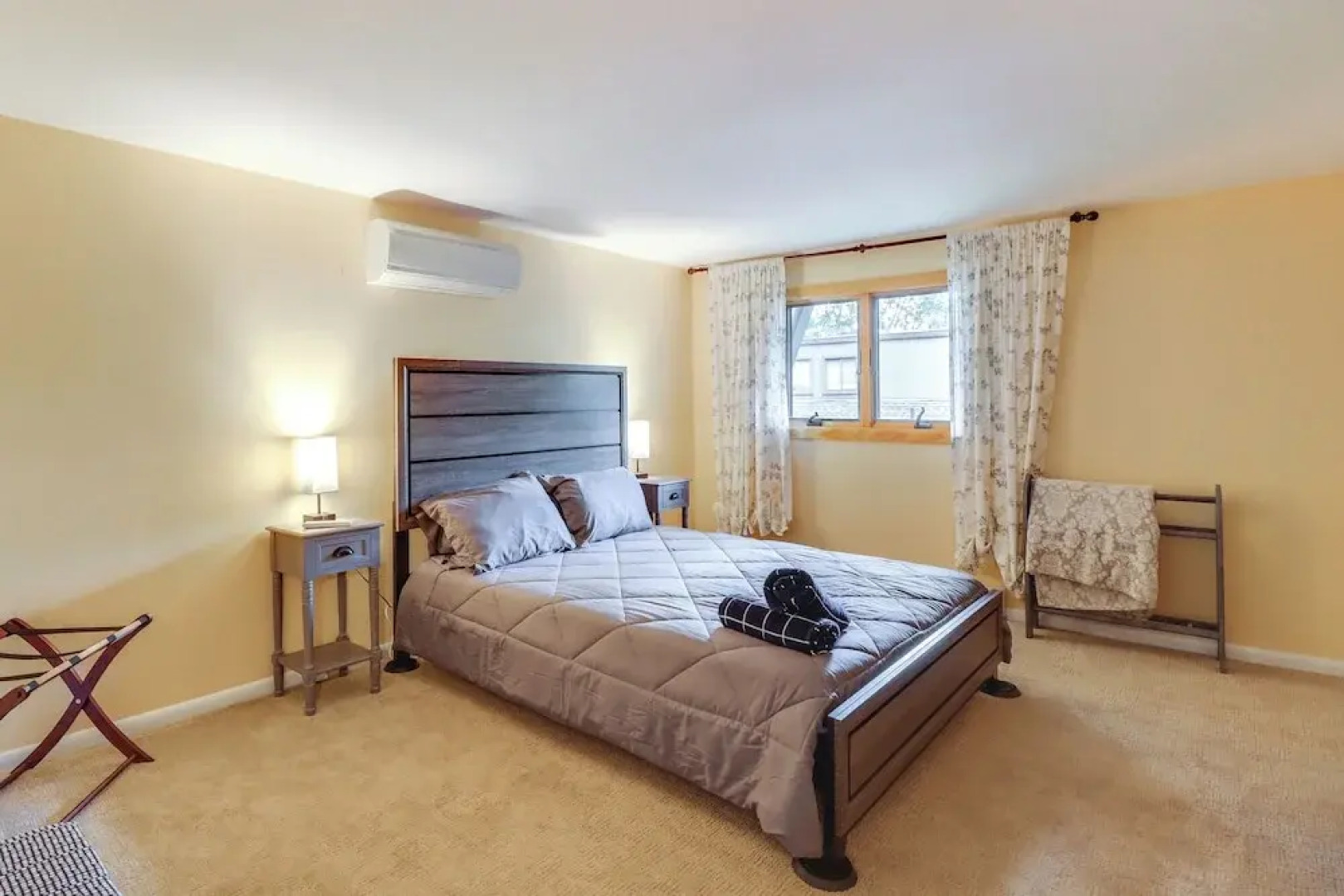 Community Indoor Pool: Tannersville Townhome