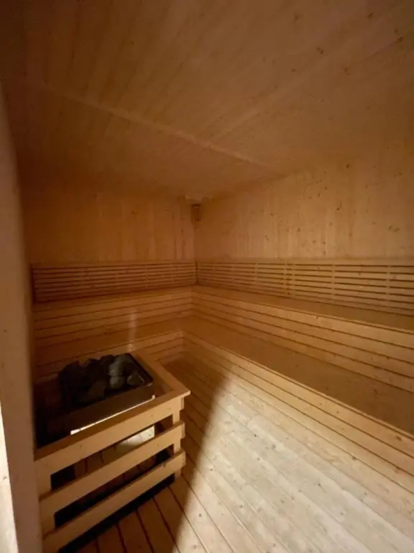 STAYJE PUTRAJAYA, 5 minutes to IOI CITY MALL, WIFI , NETFLIX, FREE PARKING