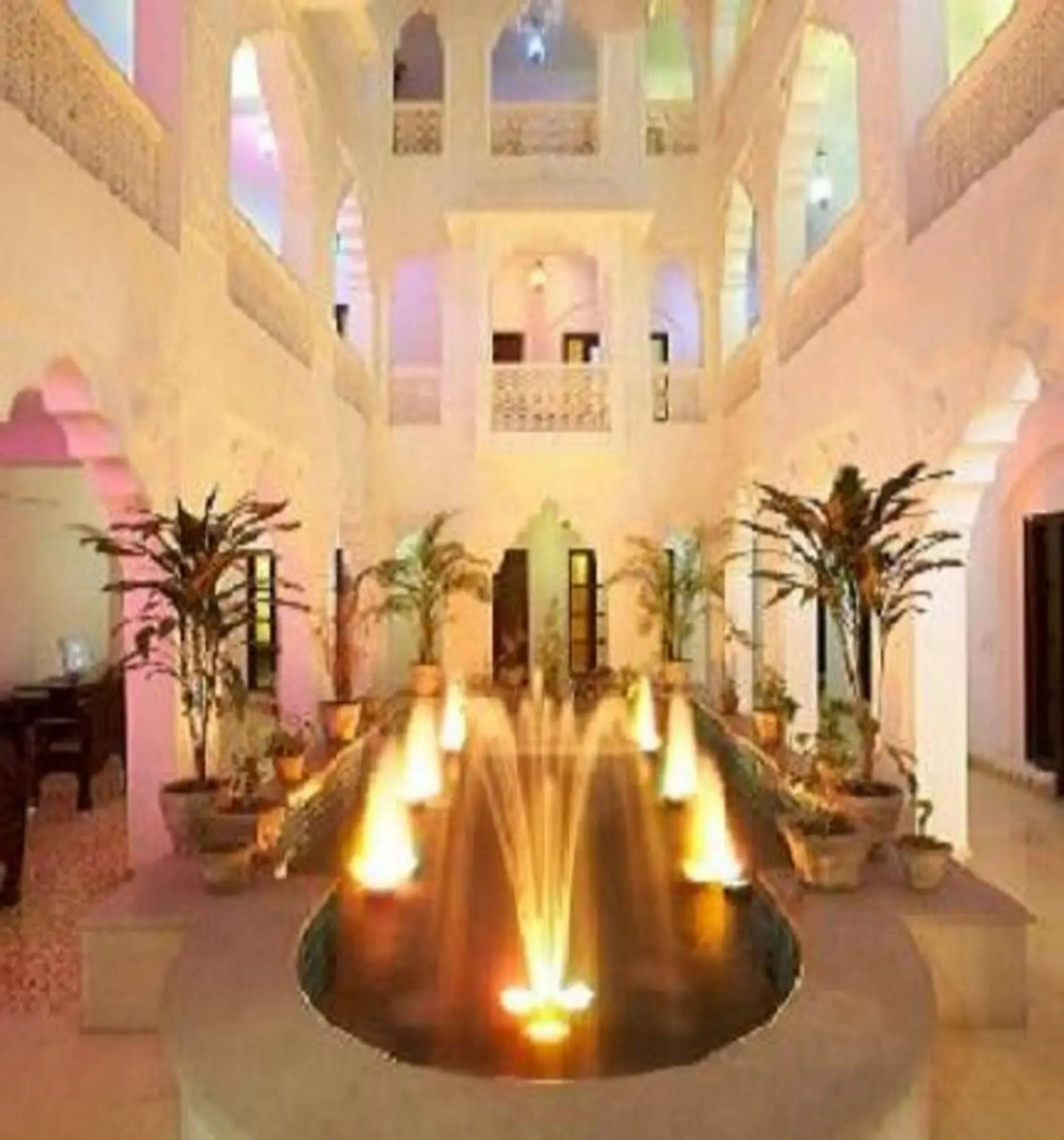 Jyoti Mahal A Royal Heritage Hotel - 5 Mins from New Delhi Railway station & 2Mins From Metro