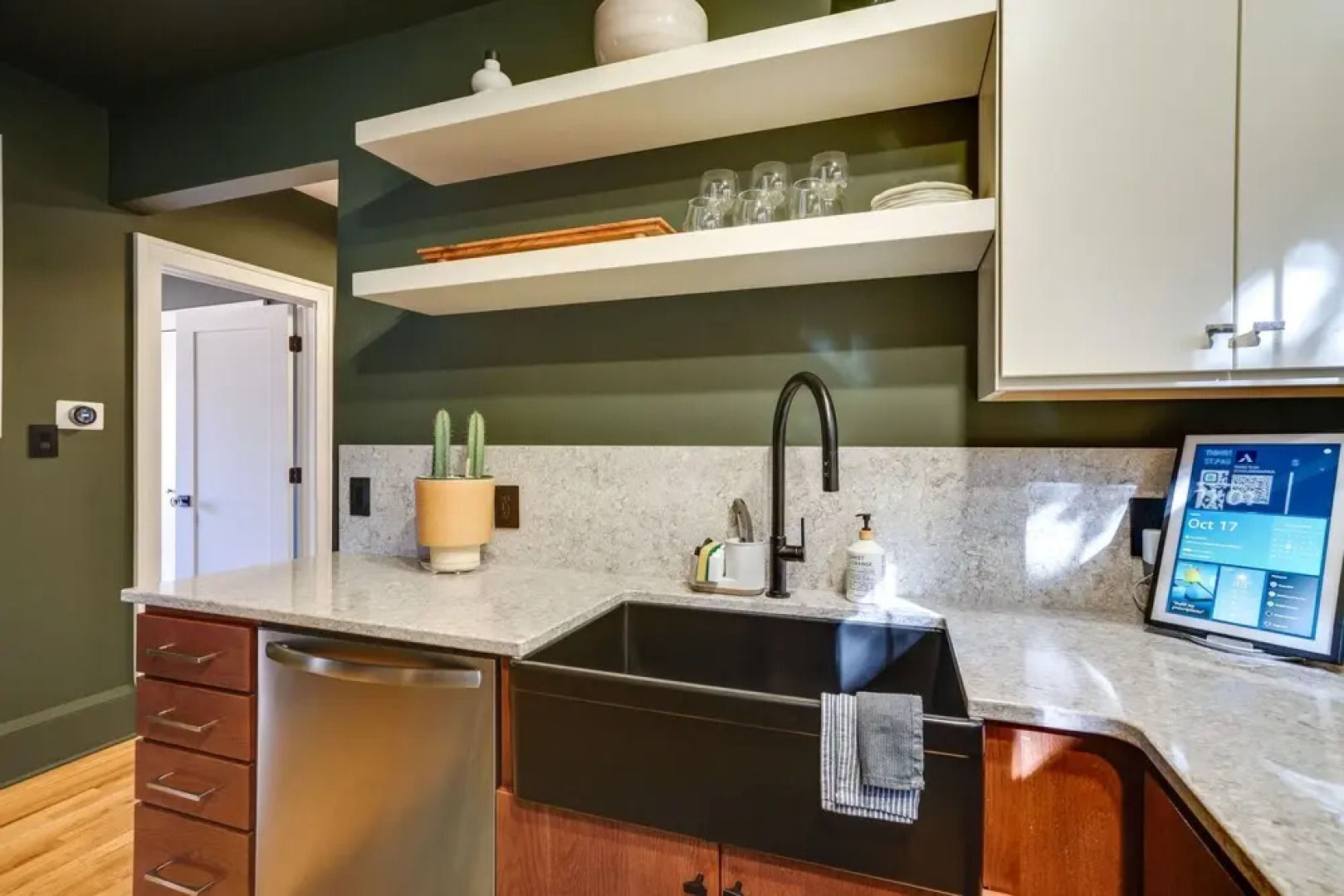 Pet-friendly Saint Paul Rental Near Downtown!