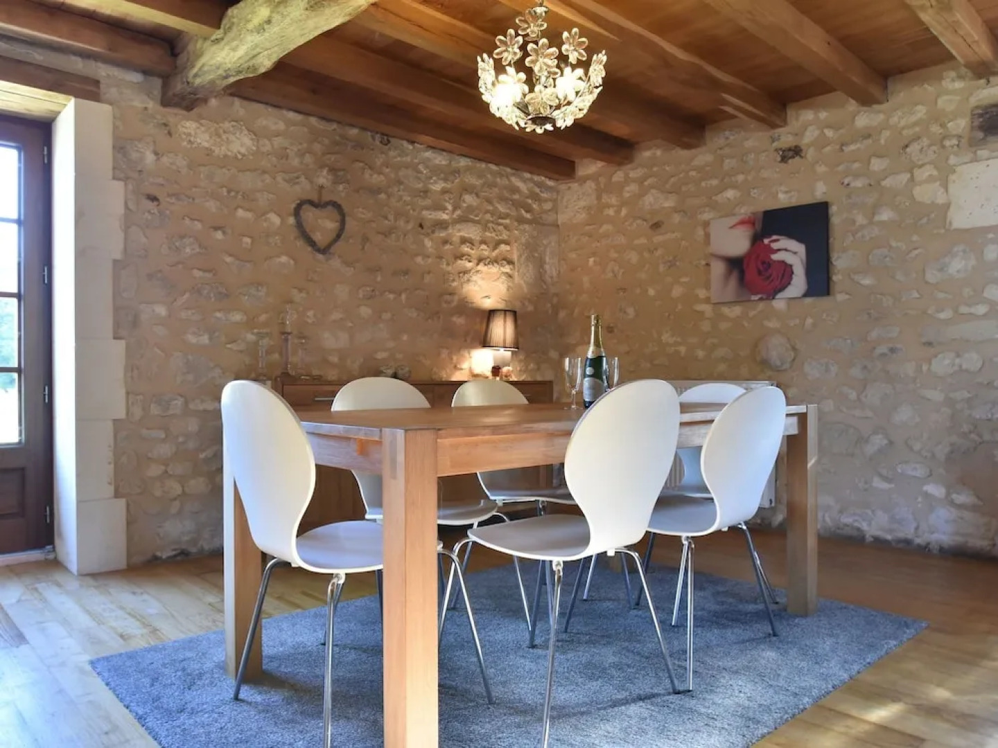 Beautiful Holiday Home With Swimming Pool, Walking Distance From the Centre of Verteillac