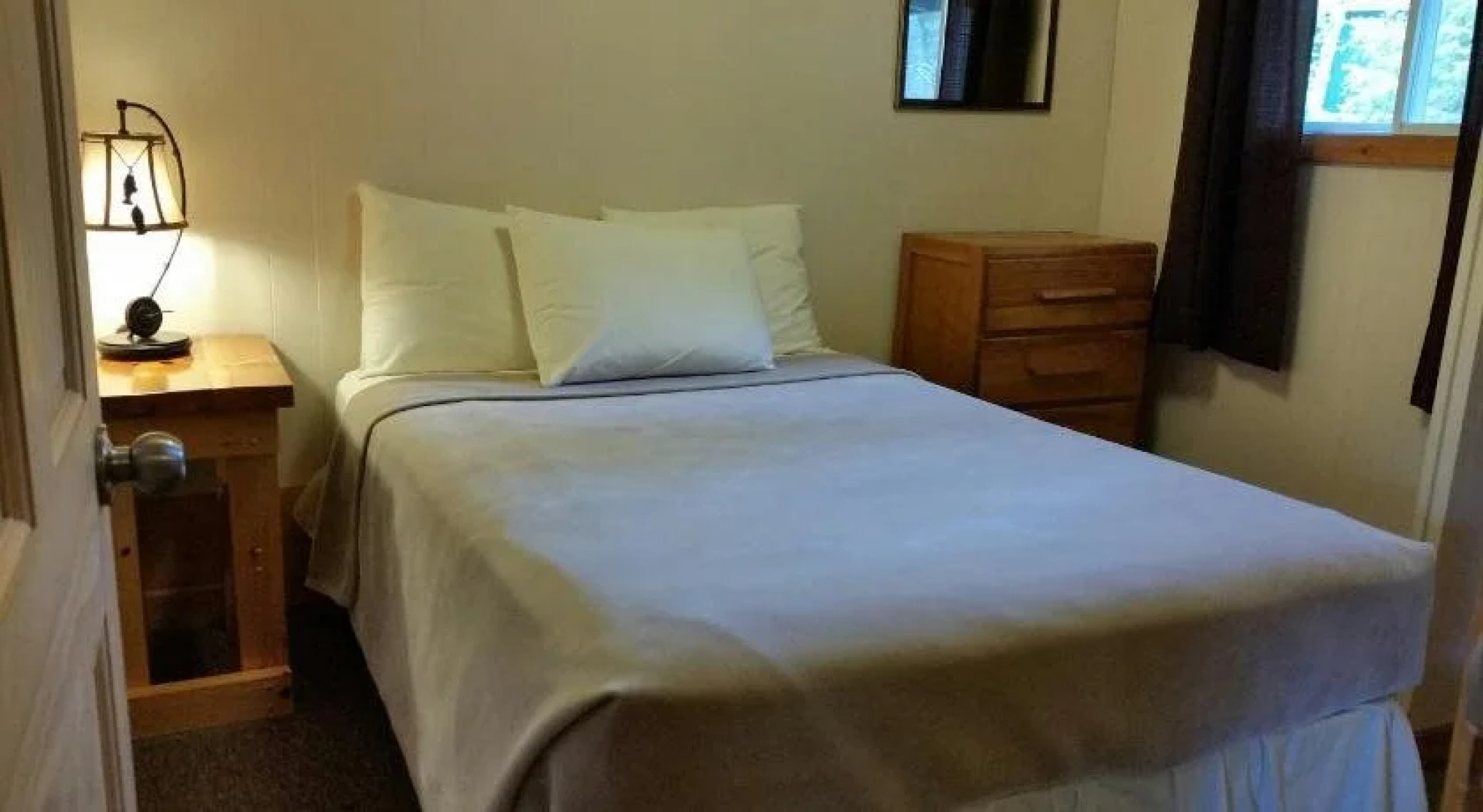 Logging Chain Lodge Cottages