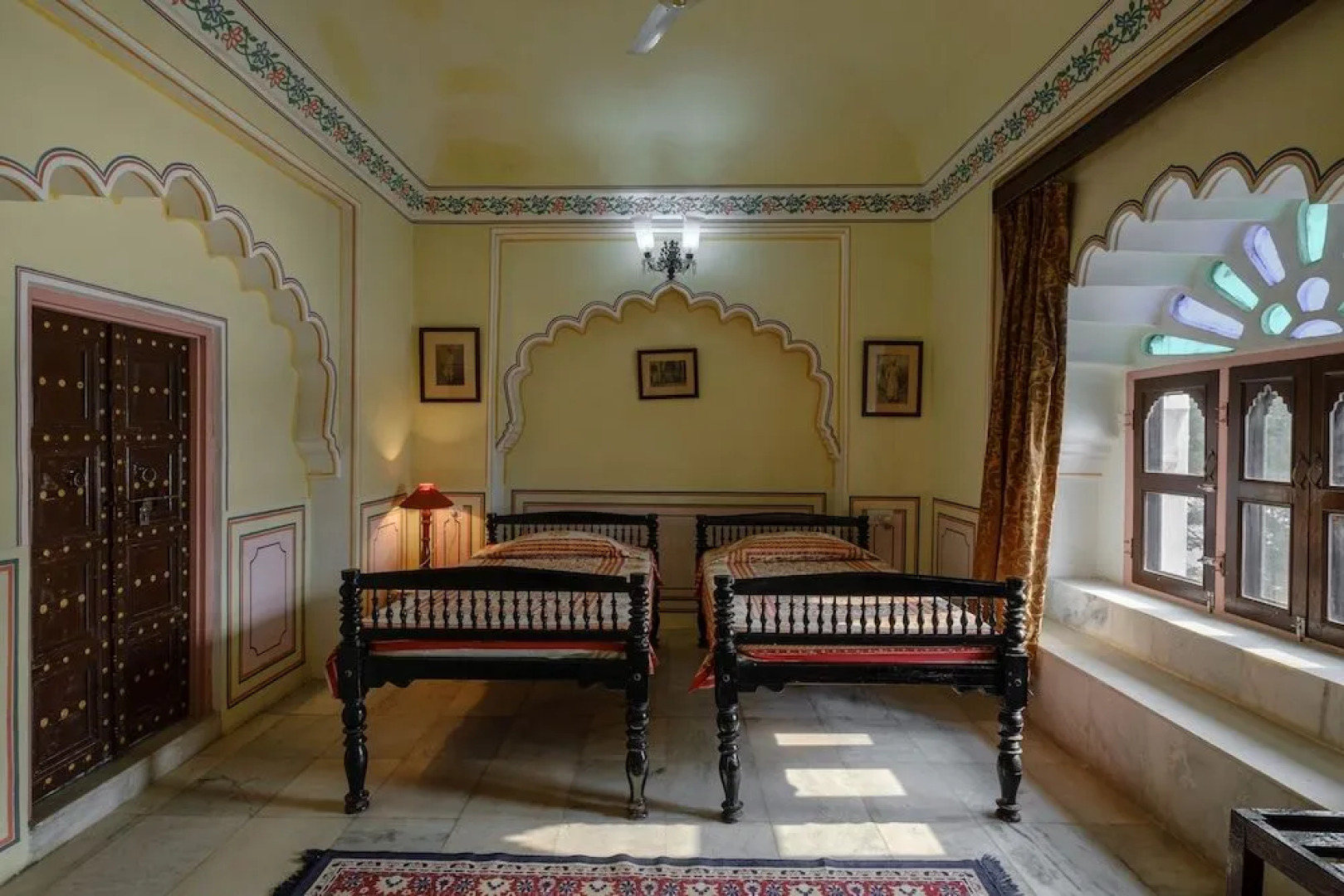 Hotel Rajmahal Palace