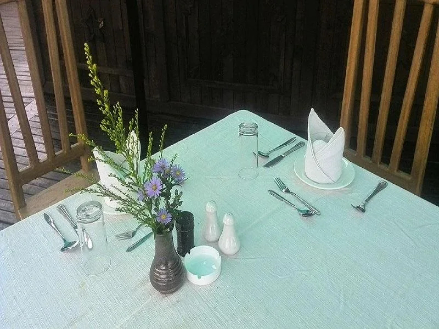 小山姆卡尔小屋(Little Samkar Lodge)