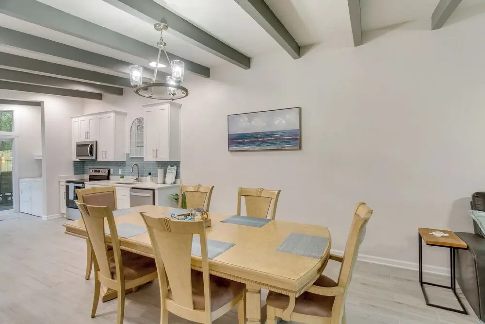 Bright Jekyll Island Home w/ Deck < 1 Mi to Beach