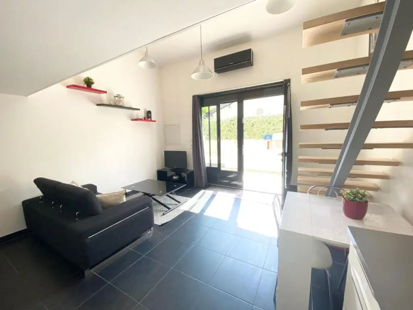 Grande Maison de ville lumineuse + Terrasse & clim