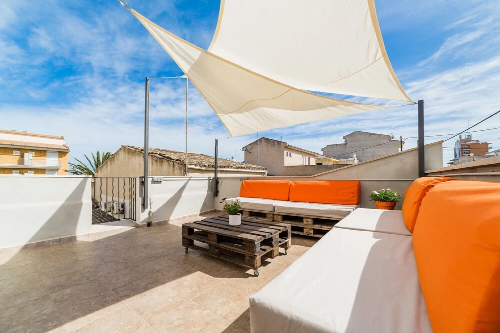 Ca Sa Padrina by LOCALITE