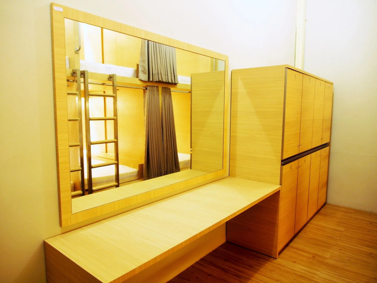 The Packer Lodge - Hostel