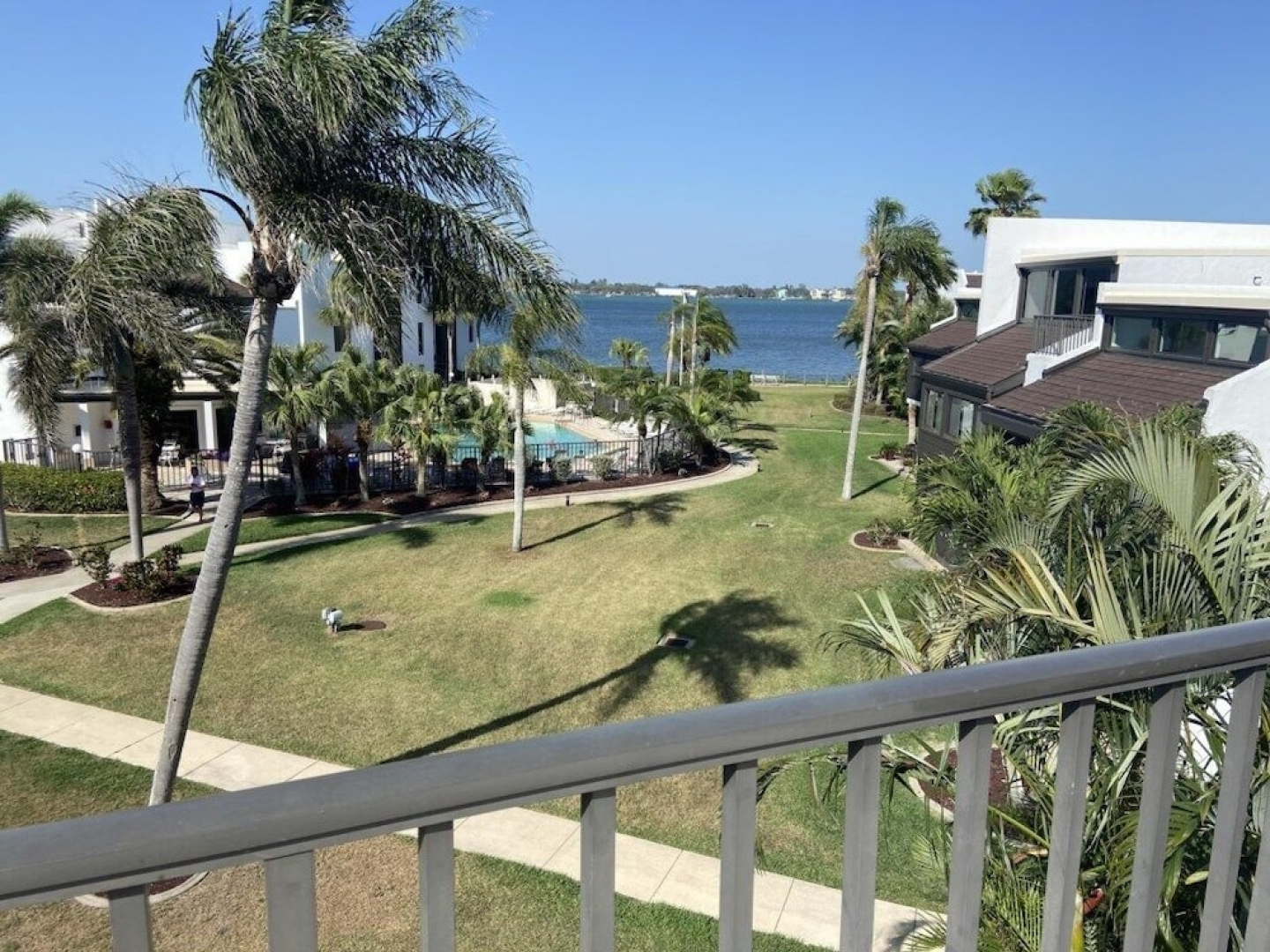 Tropical Bayside Paradise