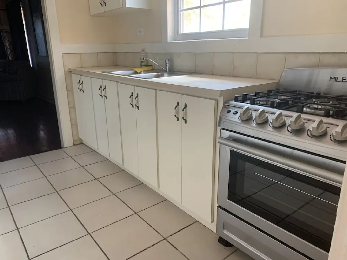 Villa Bon Siman Aruba (To Make Arrangements For Check In Please Contact The Property 5 Days In Advance)