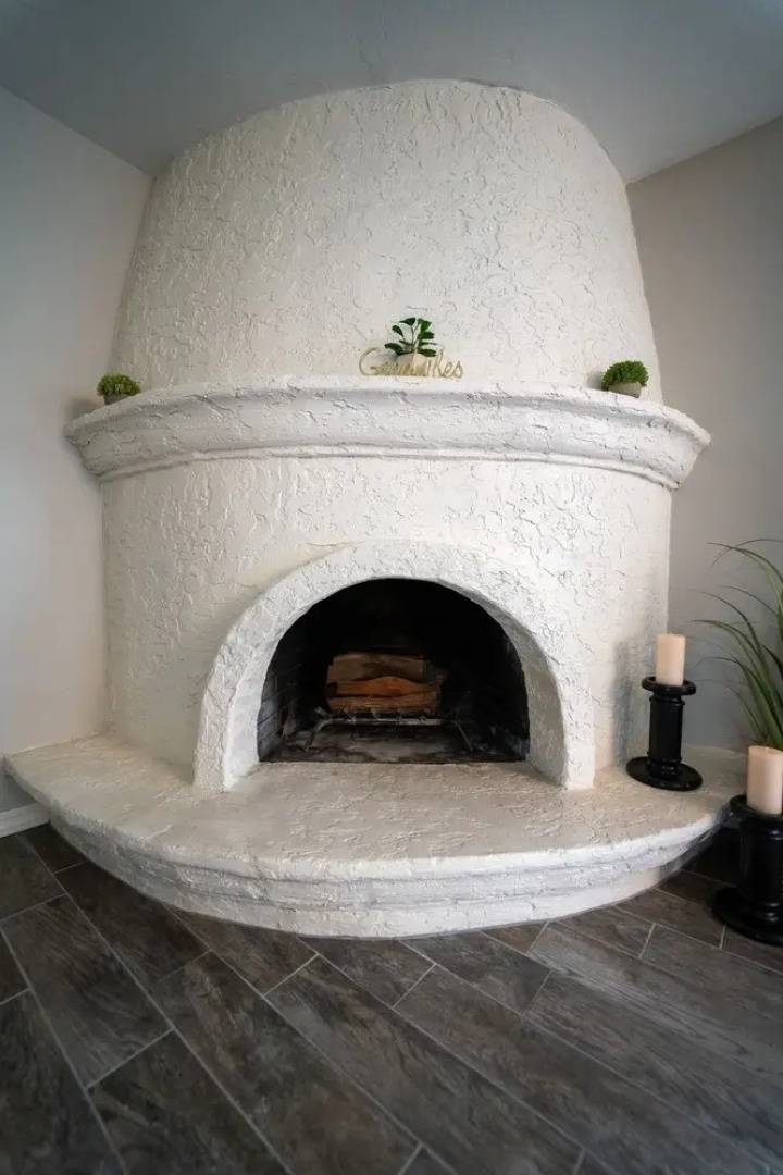 Mcnair Chandler 4 Bedroom Home by RedAwning