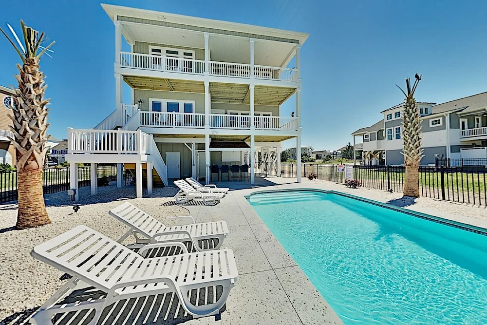 New Oceanside W/ Private Pool & Elevator 7 Bedroom Home
