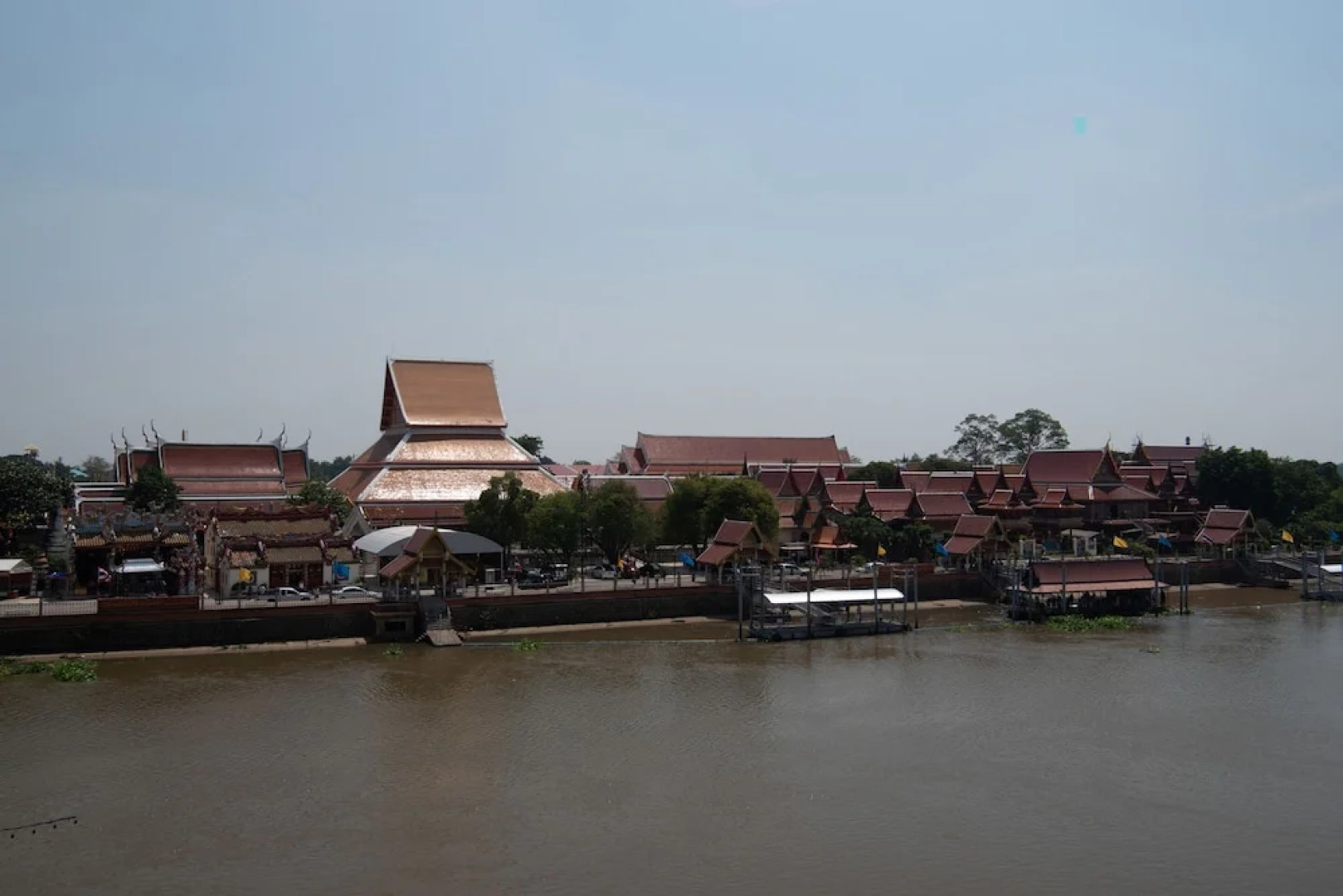 Ayutthaya River View Hotel
