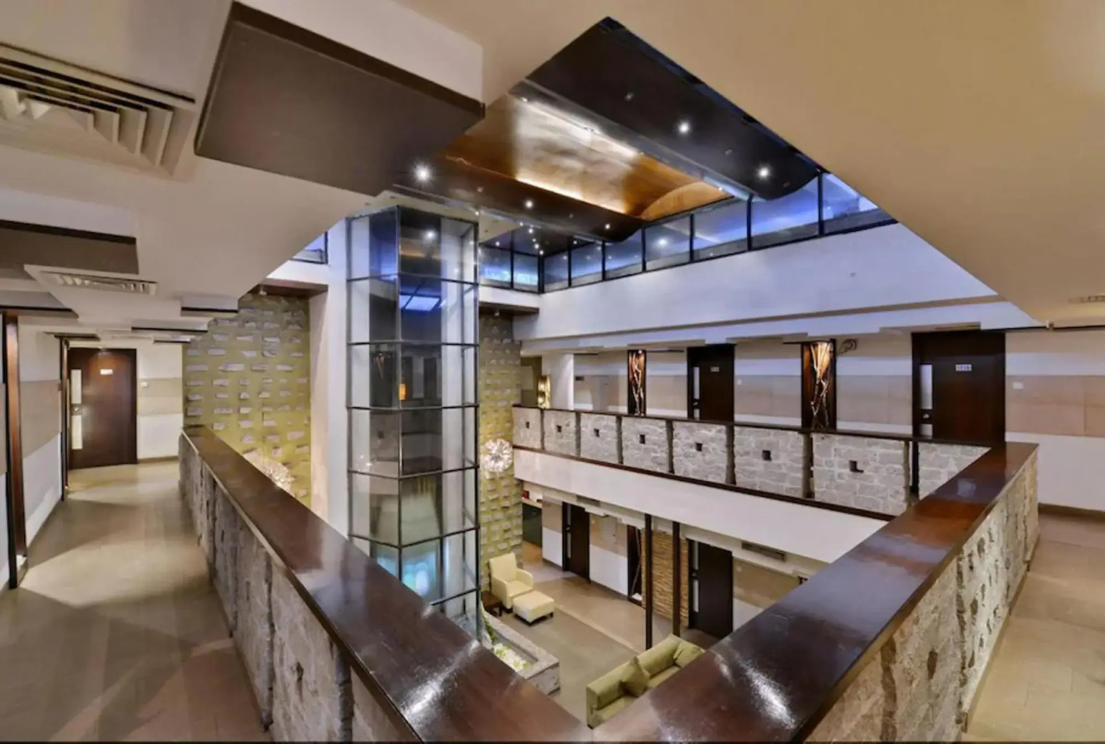 The Seventeen Degrees Hotel