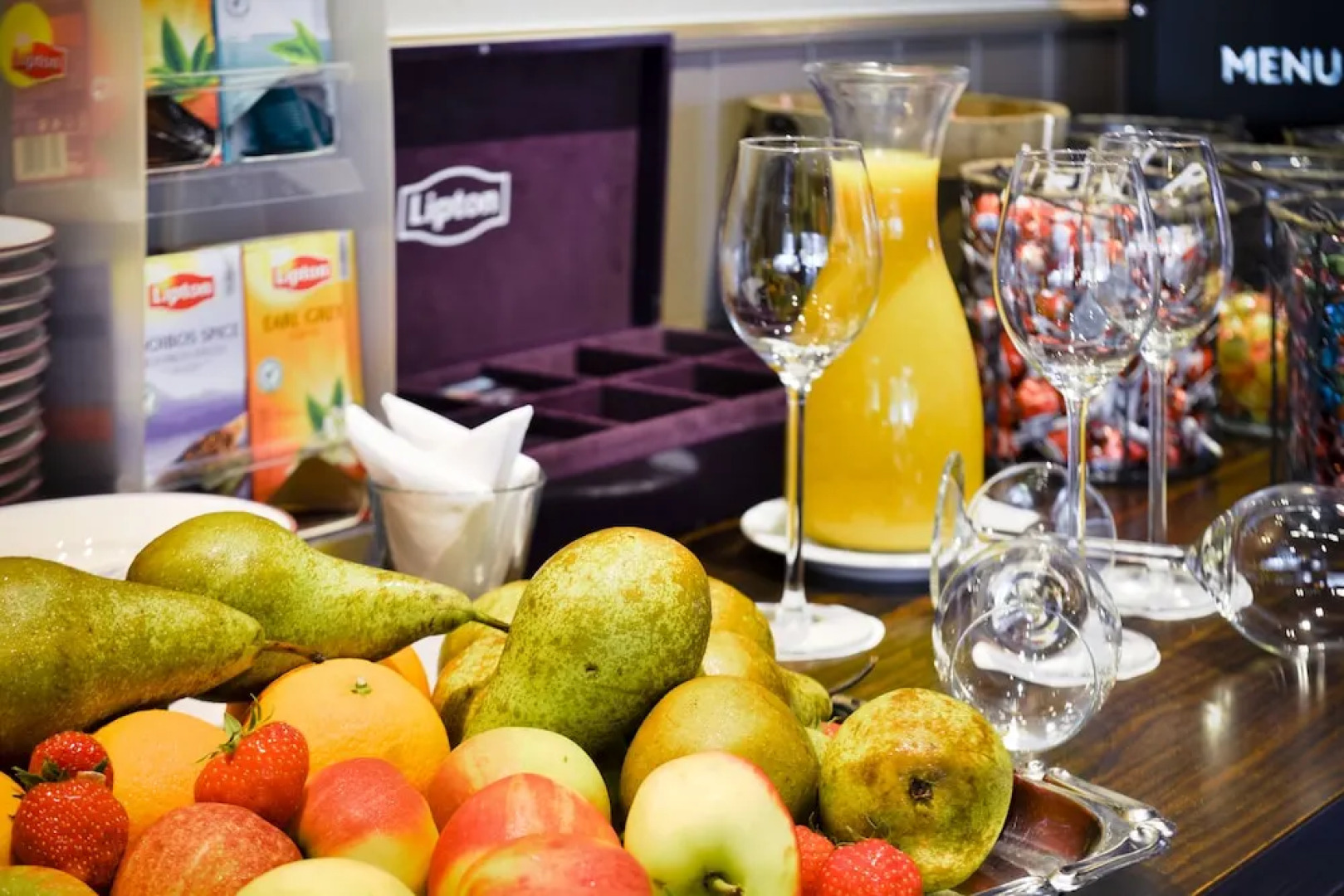 Golden Tulip Victoria