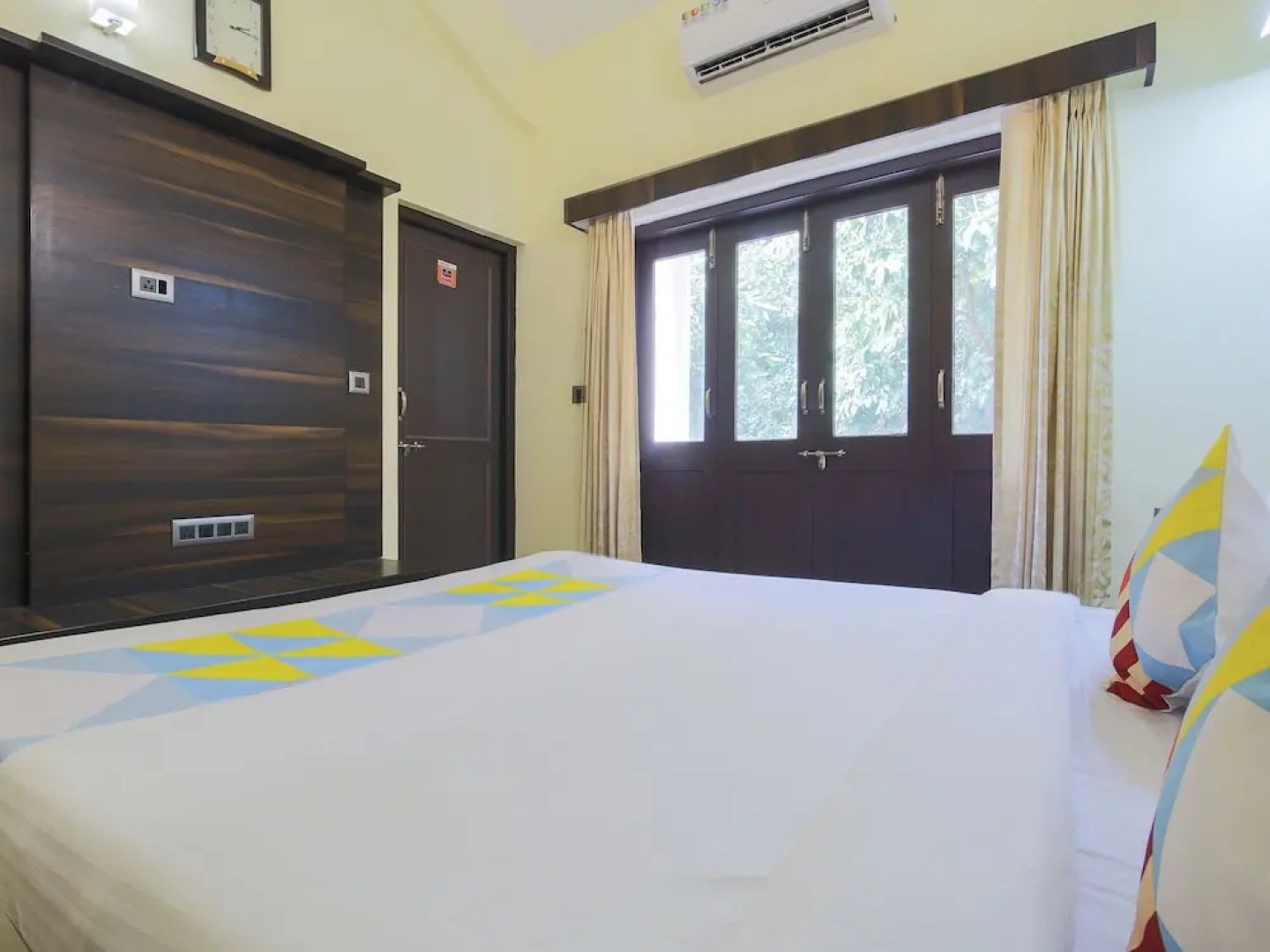 OYO 18731 Home Luxurious 3BHK Villa Assagaon