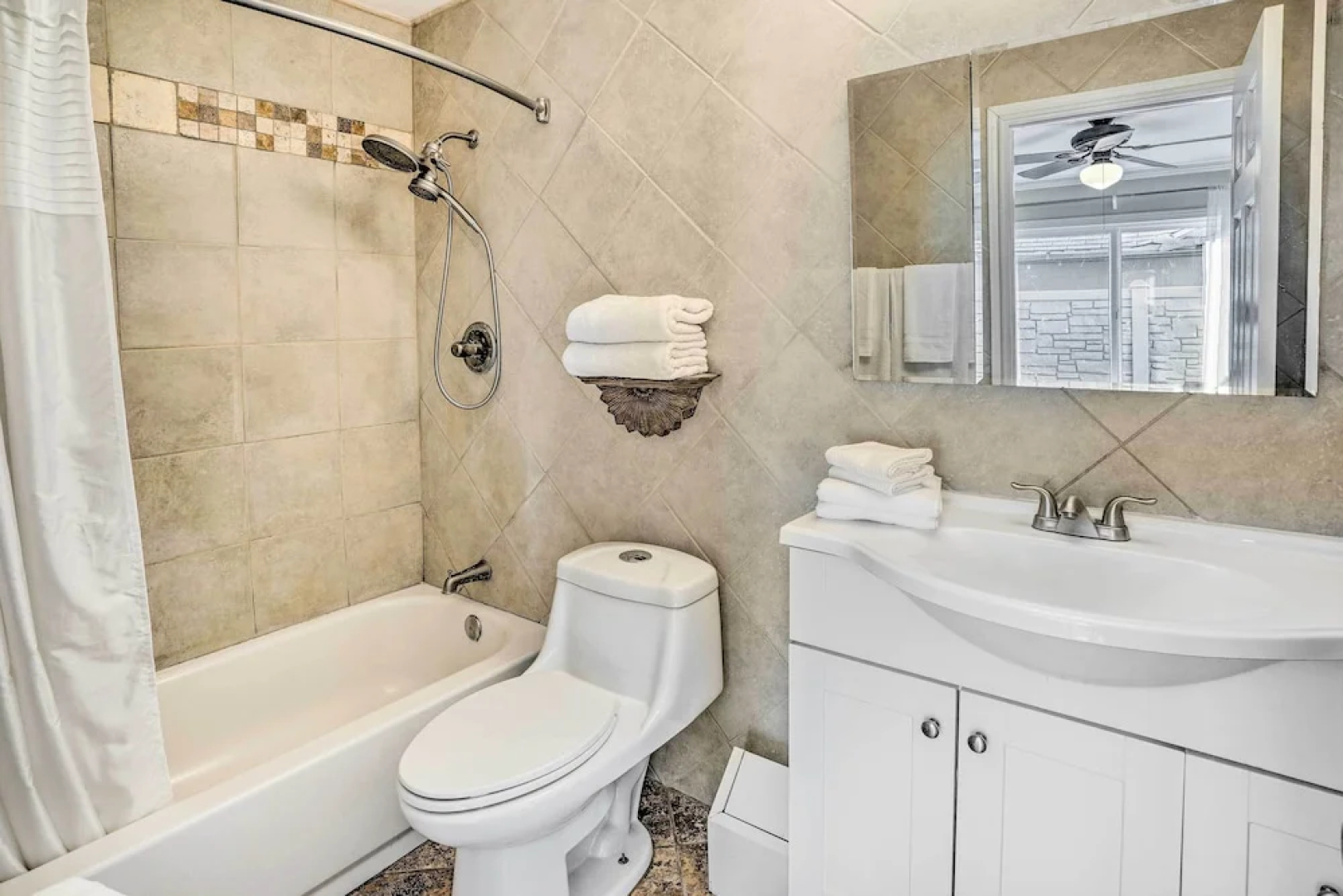 Charming Laguna Hills Home w/ Private Hot Tub