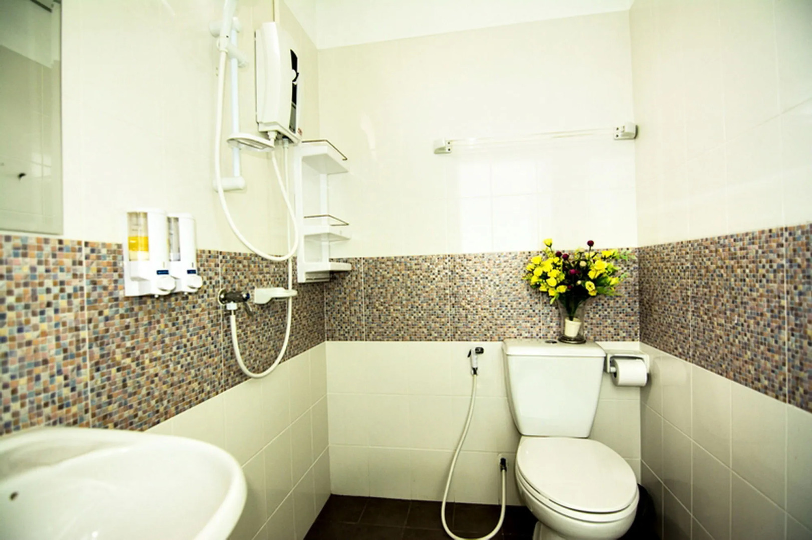 At Ease Hotel Suvarnabhumi