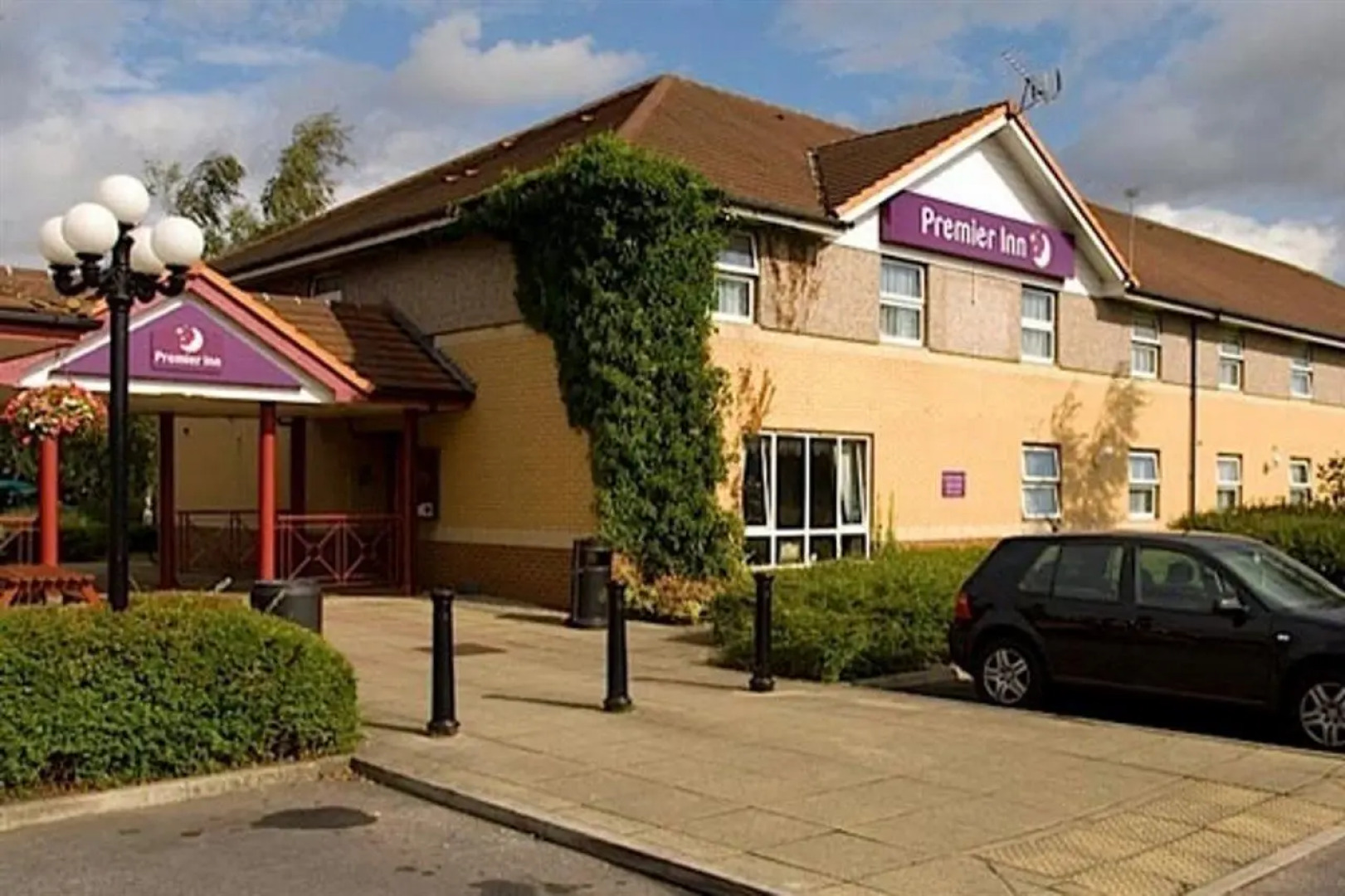 Premier Inn Pontefract South