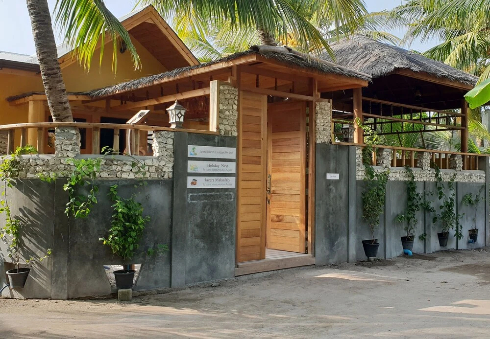 Holiday Nest