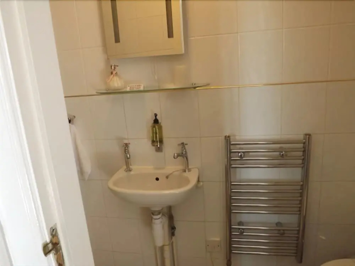 Pitreavie Guest House