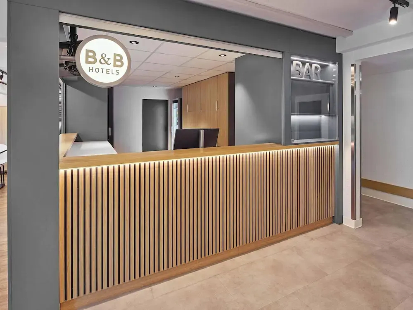 B&B HOTEL Köln-Porz