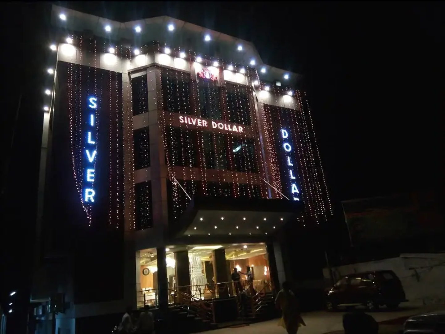 Hotel Silver Dollar