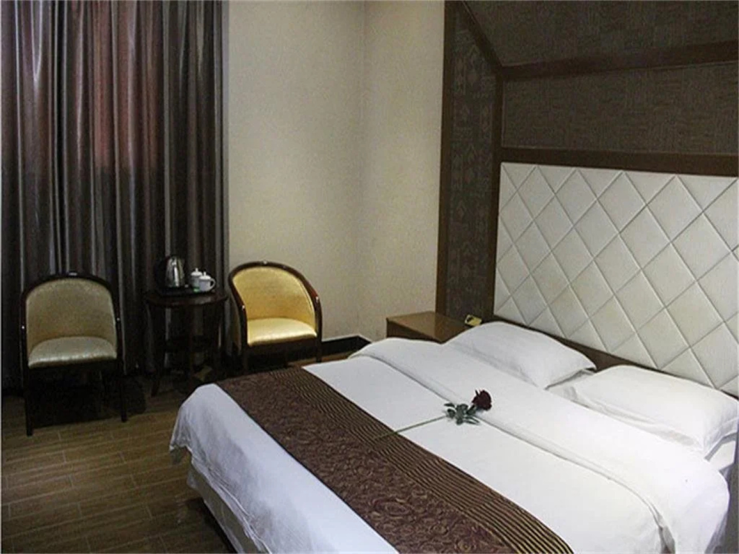 Yujing Business Hotel