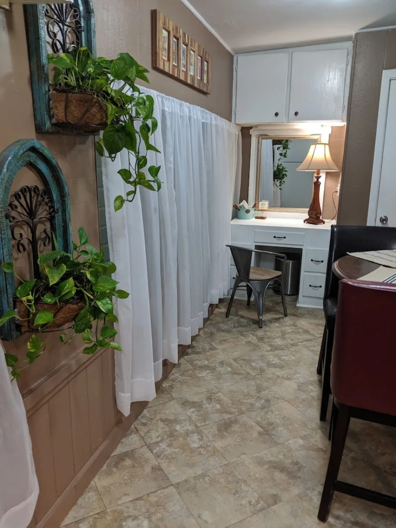 Come Friday Cottages on the Bay