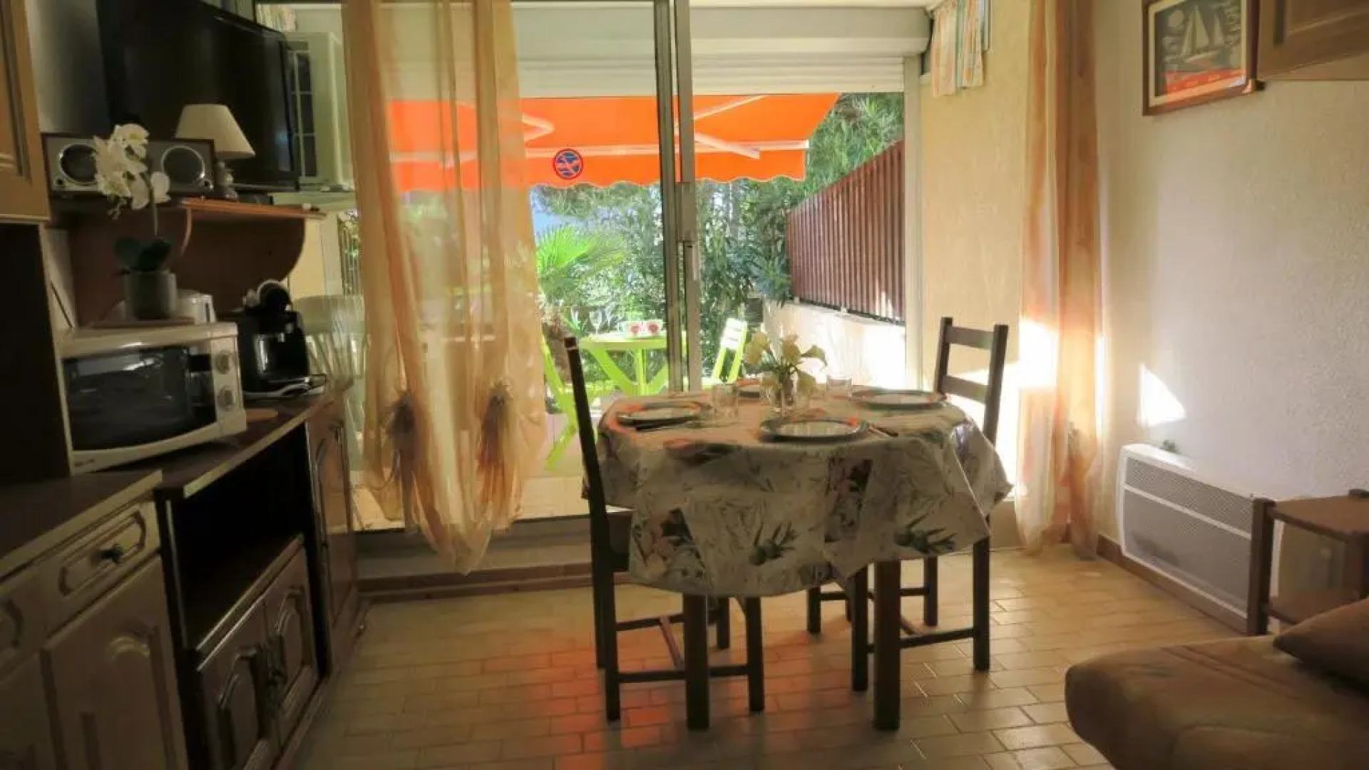 Studio 4 Couchages Avec Grande Terrasse En Rez-De-Jardin À Deux Pas Des Plages