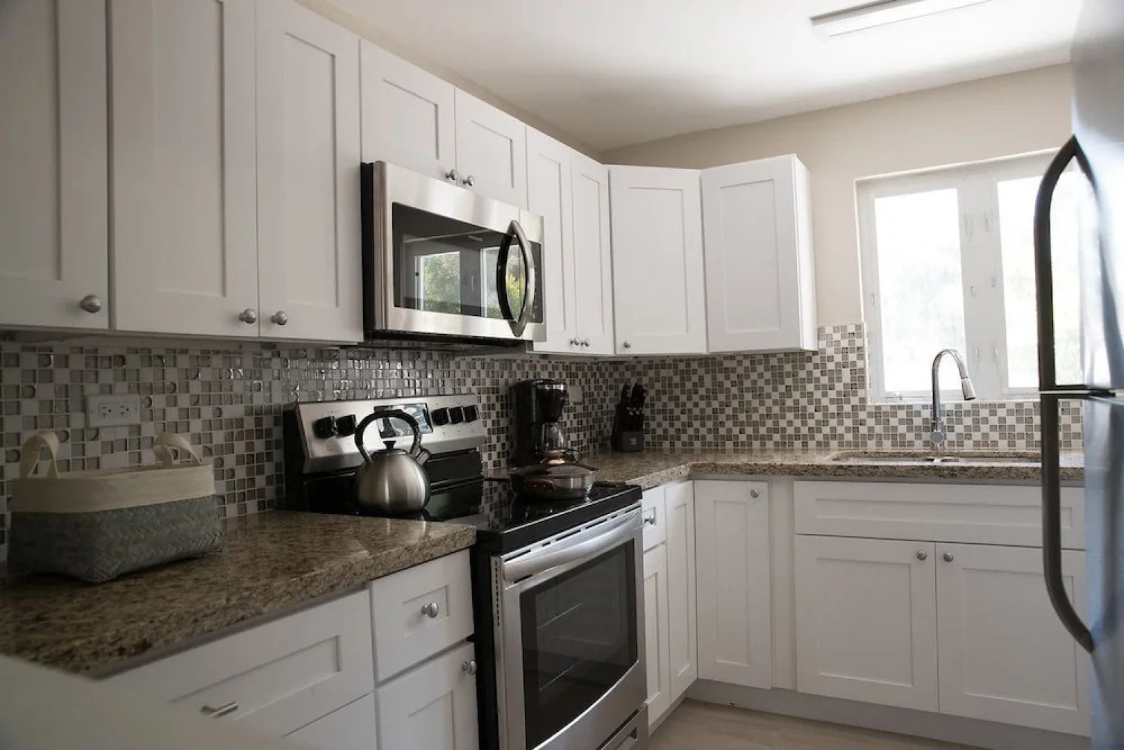 Bayview House Paradise Island