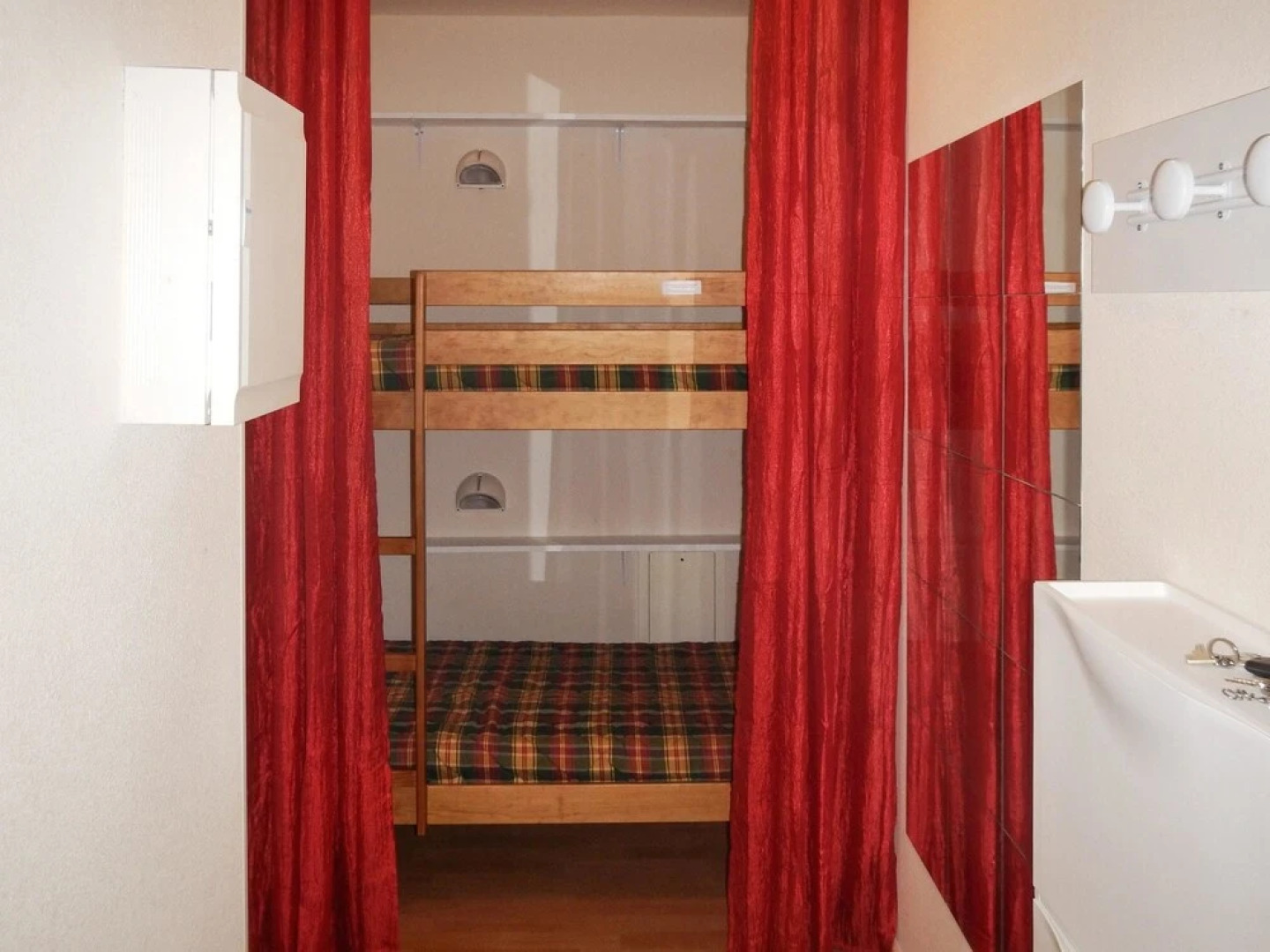 Apartment With one Bedroom in La Bourboule, With Wonderful Mountain Vi