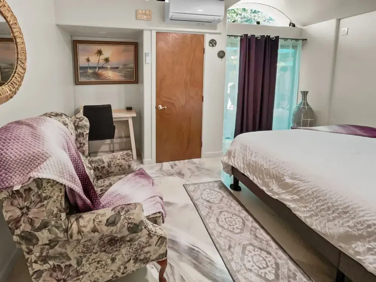 Quiet Garden Sanctuary 1 Bedroom Home