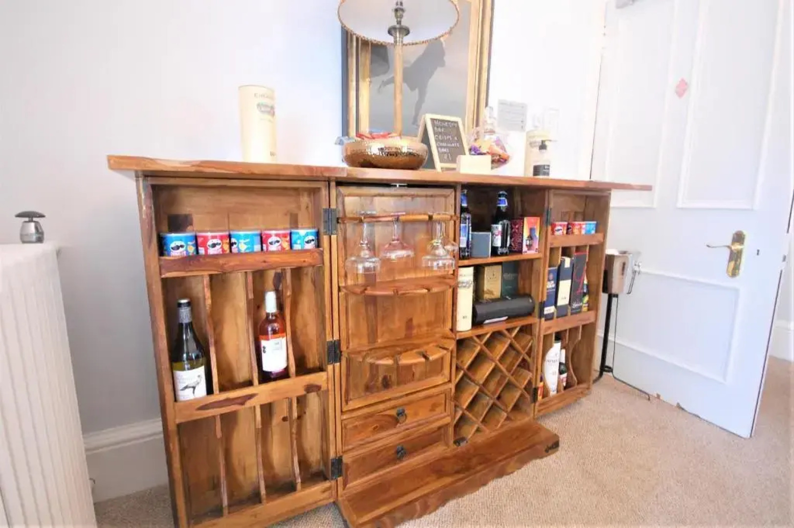 Tigh Na Cloich Hotel