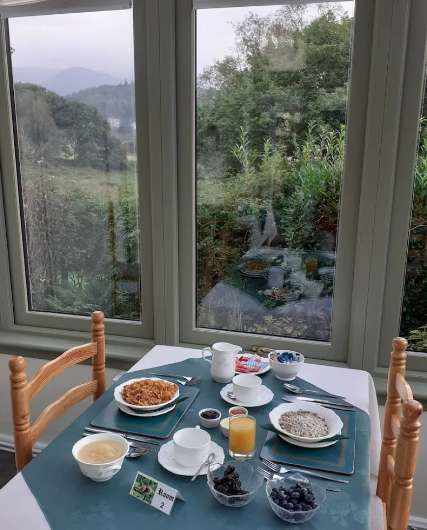 Forest How Guest House