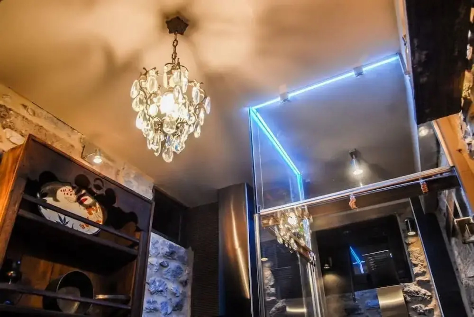 Antique Luxury Suite 65sq.m.