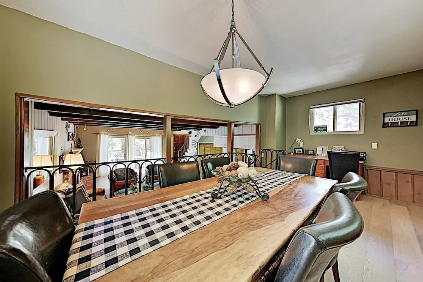 Serene : Forest Views & Wraparound Deck! 3 Bedroom Home